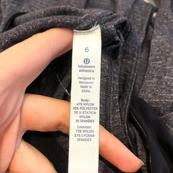 Lululemon Black Athleisure Open Back Perforated Casual Racerback Tank Top 6 - Picture 8 of 9